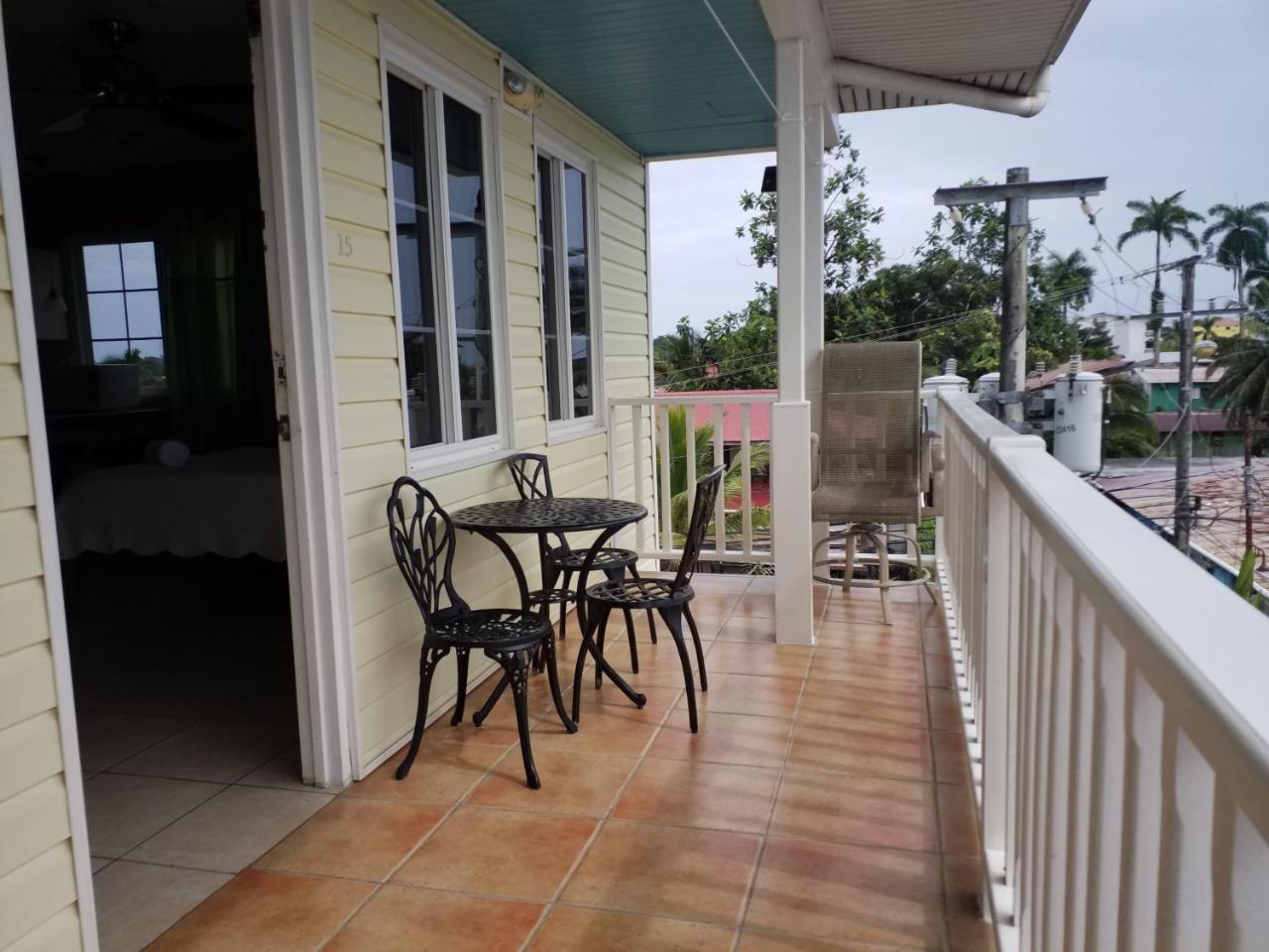 Aqua Point Condos Rentals Bocas del Toro Exteriör bild